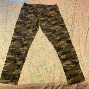 camo leggings